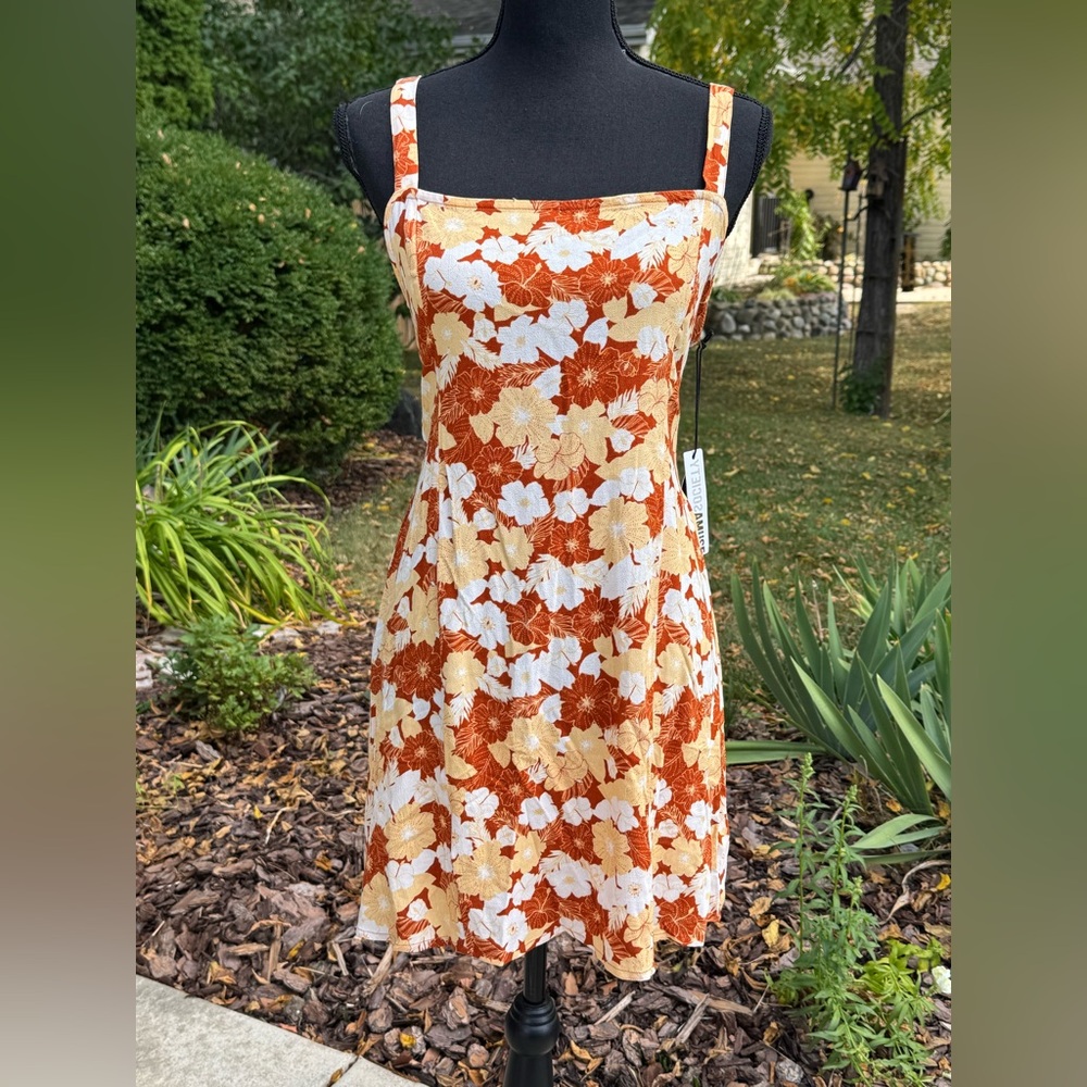 Floral Square-Neck Sundress in Rust & Cream